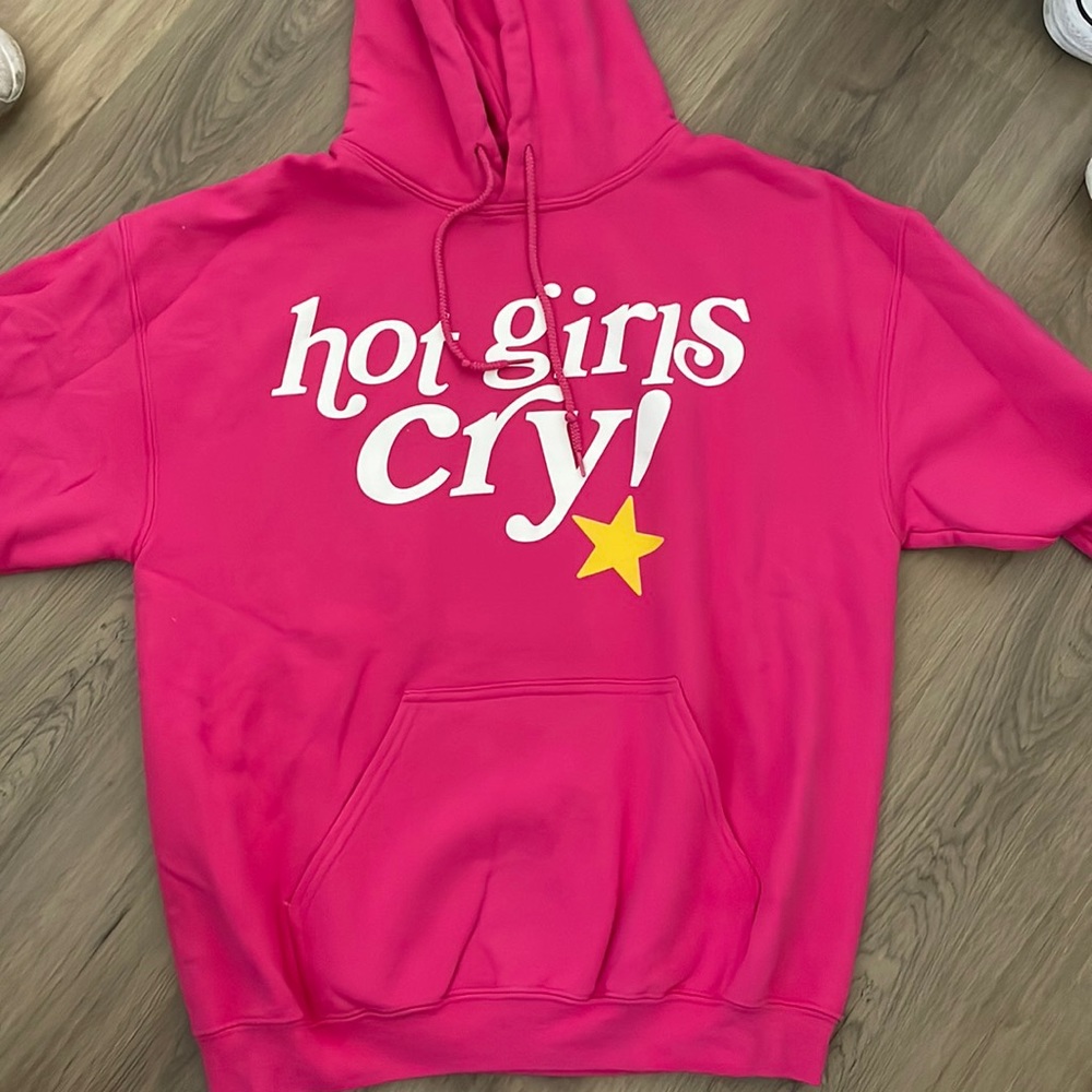 HOT GIRLS CRY SWEATSHIRT SIZE:MED
